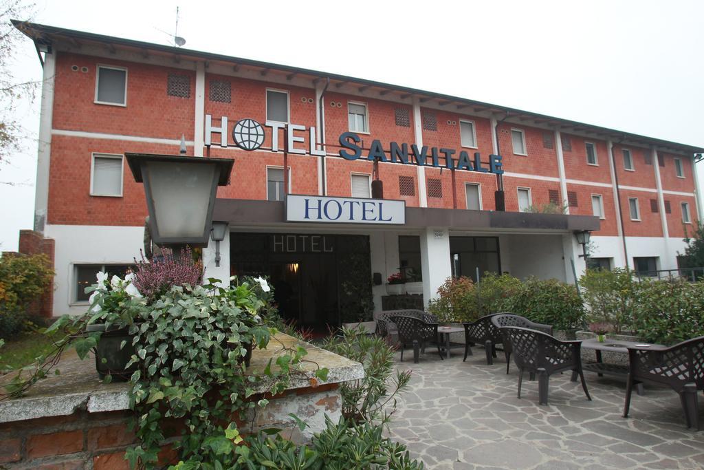 Hotel San Vitale Medicina  Luaran gambar